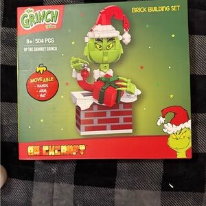 The Grinch Brick Building Set